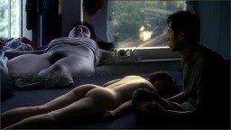 The Days Between AKA In den Tag hinein (2001)