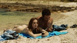 Fasten Your Seatbelts - Allacciate le cinture (2014)